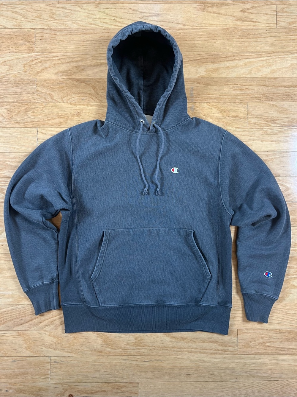 Champion Reverse WeaveHeavyweight  Pullover Hoodie Washed Charcoal in Size M